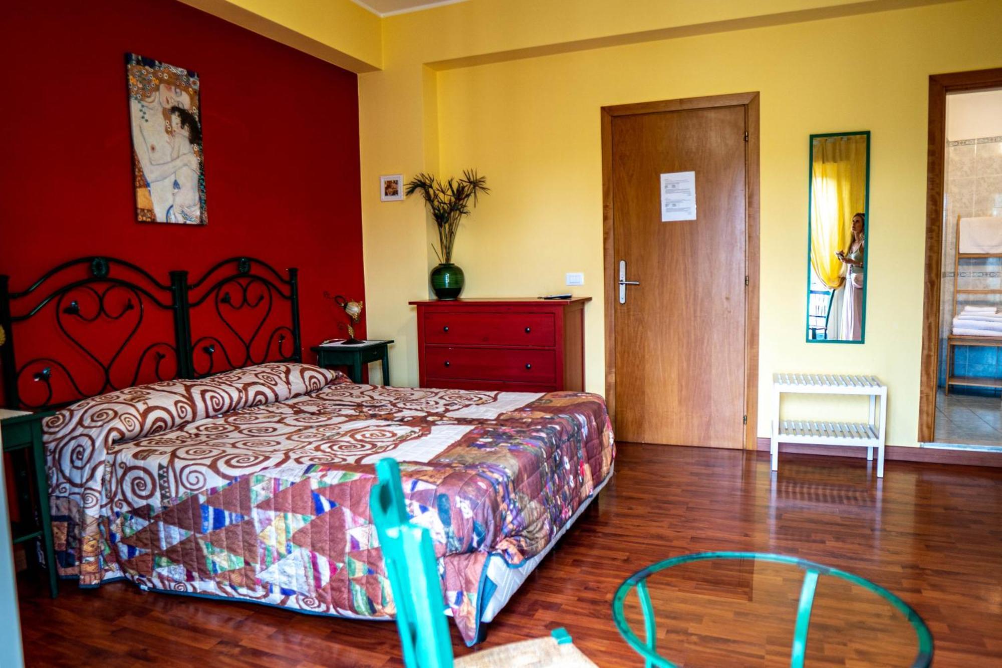 Domus Musia Apartment Milazzo Luaran gambar